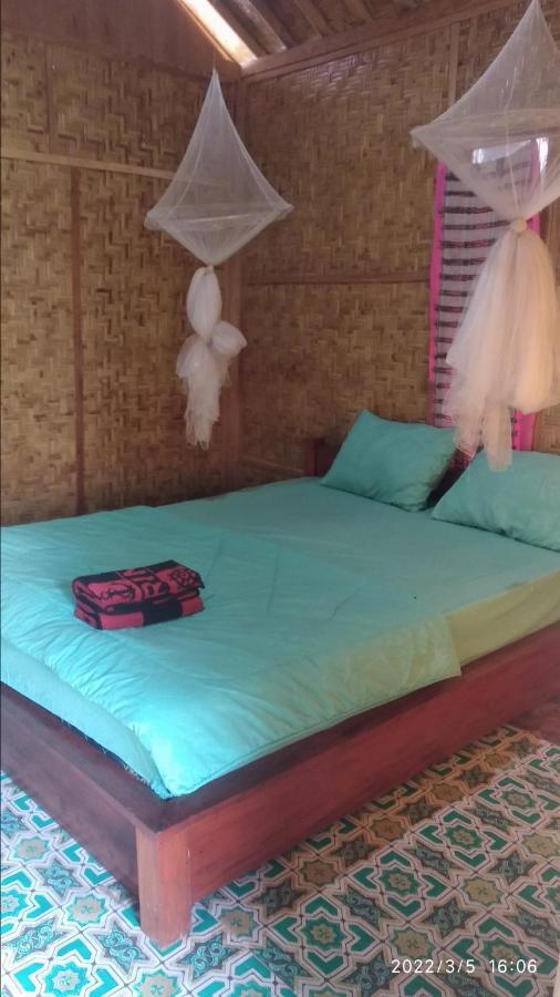 Tereng Wilis Bungalows テテバトゥ エクステリア 写真