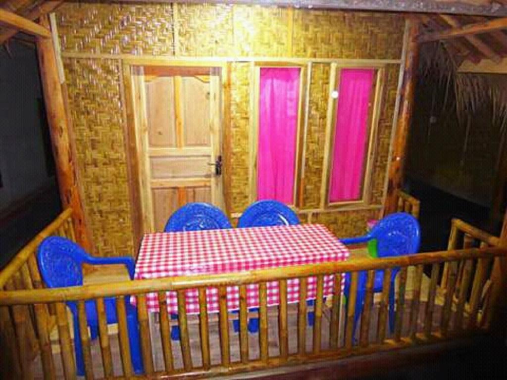 Tereng Wilis Bungalows テテバトゥ エクステリア 写真