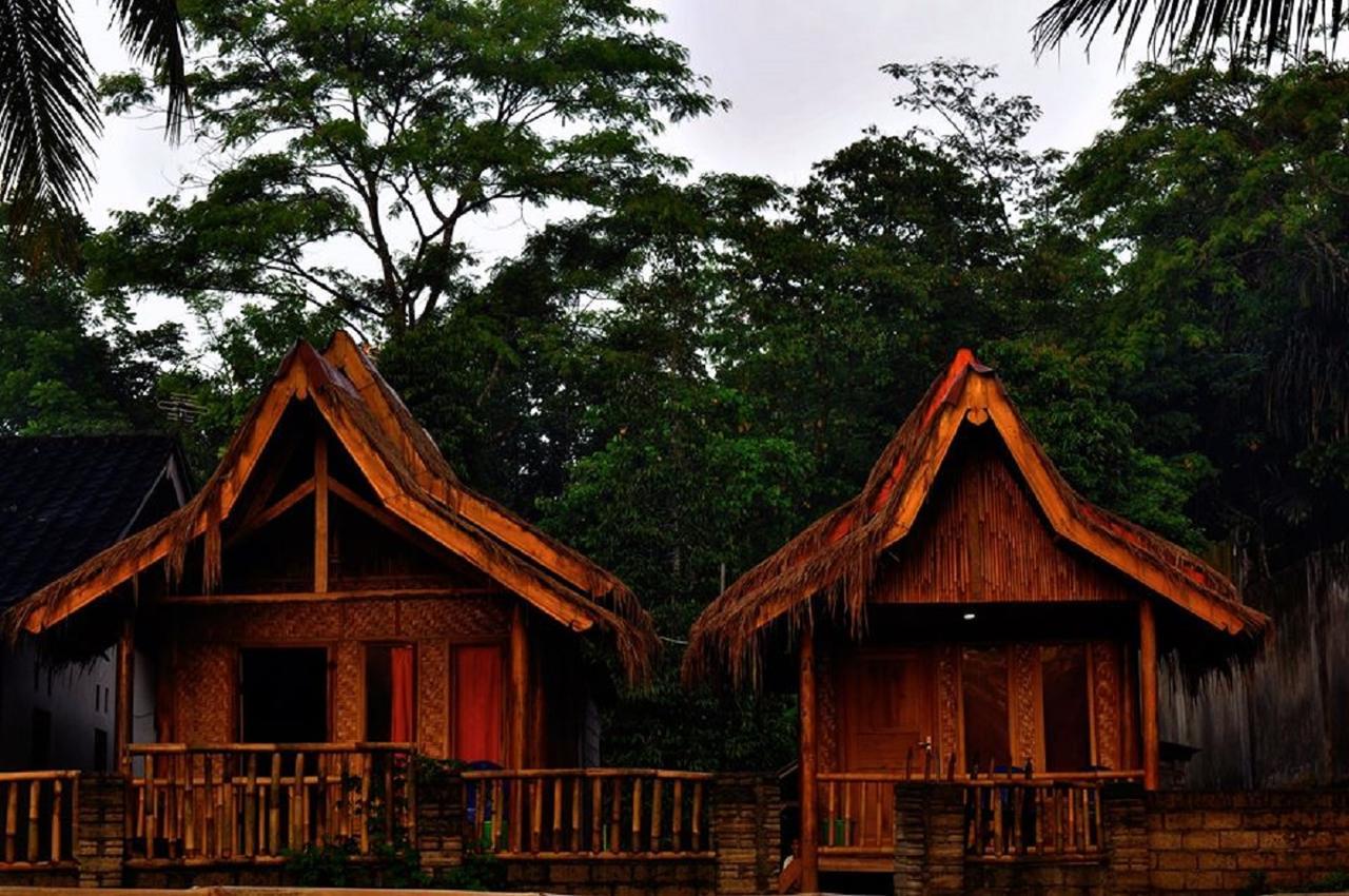 Tereng Wilis Bungalows テテバトゥ エクステリア 写真