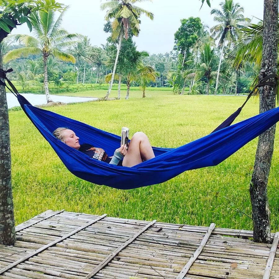 Tereng Wilis Bungalows テテバトゥ エクステリア 写真